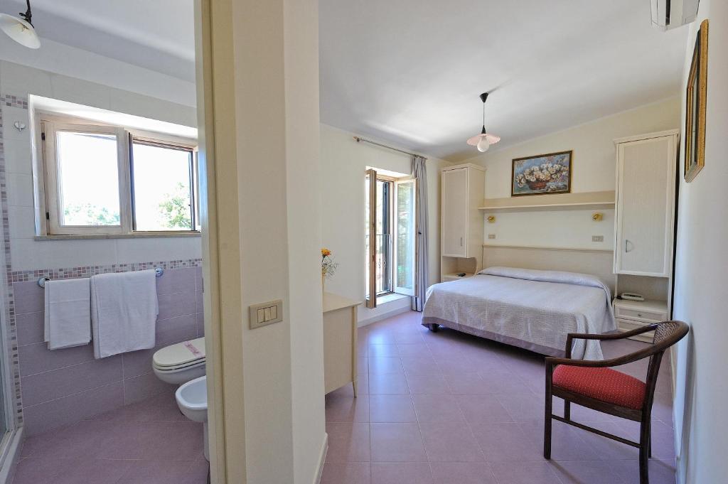 Park Hotel Villa Maria San Menaio Cameră foto